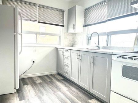 For Lease - 321 Caledonia Road Unit# upper, Toronto, Ontario - Photo 4