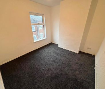 2 bedroom house to rent - Photo 1