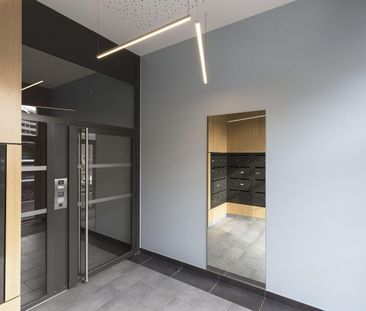 location Appartement T2 DE 44.1m² À VILLEURBANNE - Photo 3