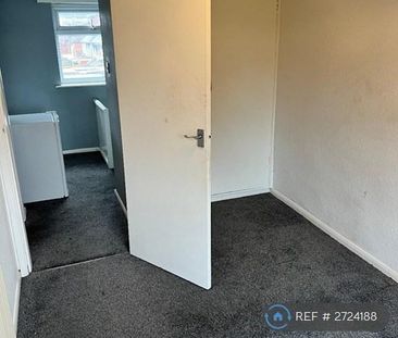 3 bedroom maisonette to rent - Photo 3