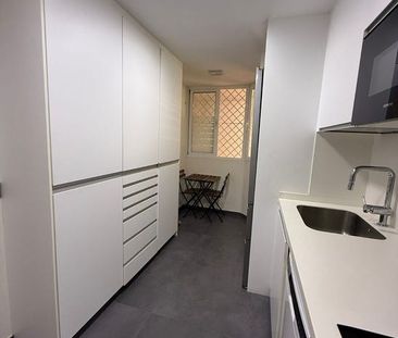 Golden Beach, Marbella Este, Marbella, Andalusia 29604 - Photo 4