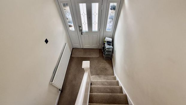 3 bedroom end of terrace house to rent - Photo 1