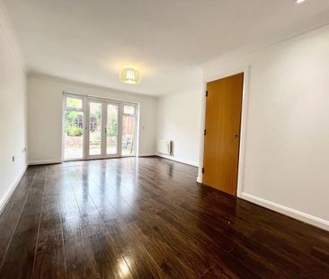3 bedroom terraced house to rent - Photo 3
