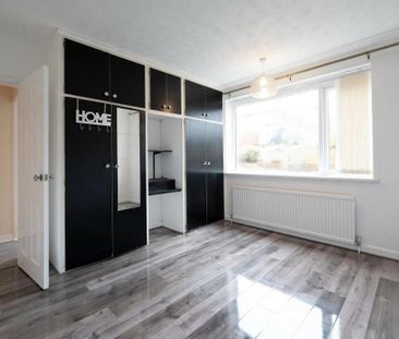 3 bedroom detached bungalow to rent - Photo 4