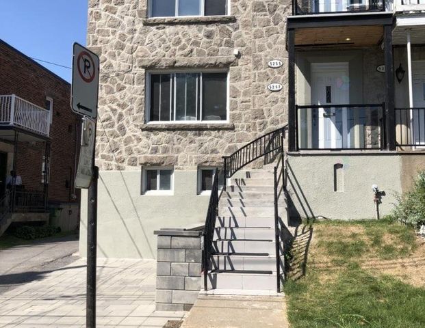 À louer / Appartement - Photo 1