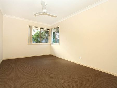 4 Leopard Tree Place, Molendinar - Photo 4