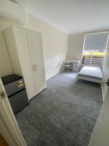 Glen Waverley - Photo 3