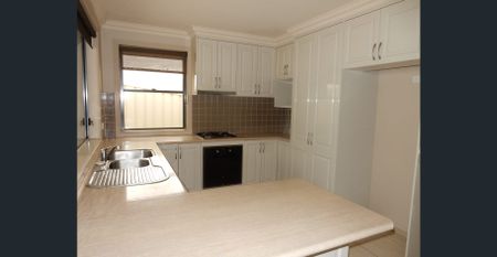 Golf Course Views! - Country Club Estate - Photo 4