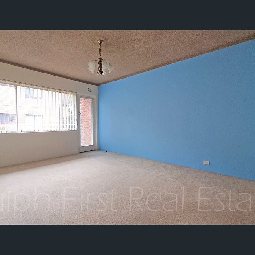 2 bedroom unit in the Heart of Convenience - Photo 1
