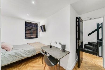 6 bedroom house to rent - Photo 2