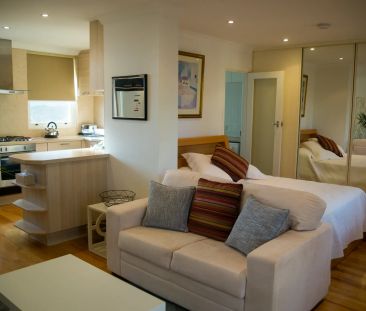 RENOVATED & FURNISHED! BREAK LEASE! - Photo 6