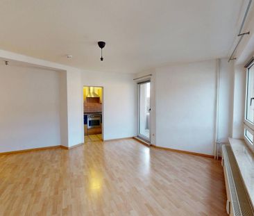 ++ Großzügige 1-Zimmer-Wohnung mit Einbauküche und Balkon ++ - Photo 1