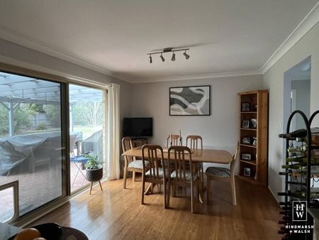 Spacious Family Home - Photo 3