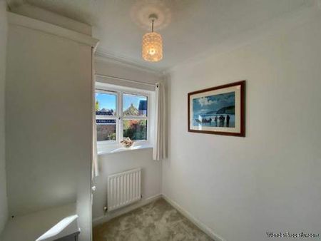 3 bedroom property to rent in Bury - Photo 3