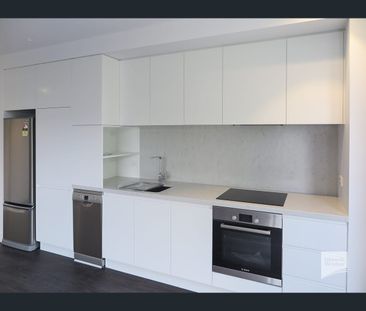8/51 Sandy Bay Road, Battery Point, Tas 7004 - Photo 4