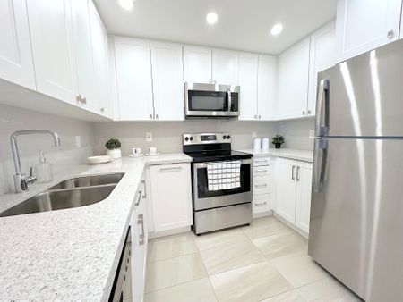For Lease - 17 Brookbanks Drive Unit# 703, Toronto, Ontario - Photo 4