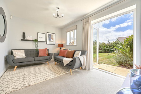 3 bedroom end of terrace house to rent - Photo 5