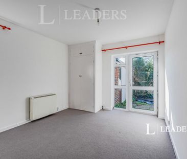 2 bedroom bungalow to rent - Photo 3