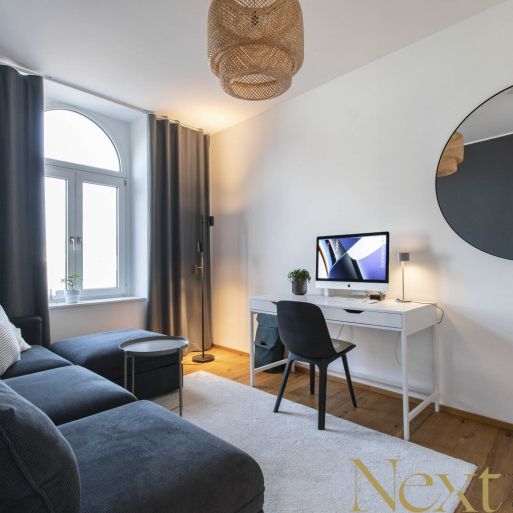 Stilvoll eingerichtete 2-Zimmer-Wohnung mit Balkon am Taubenmarkt an der Landstraße zu vermieten! - Photo 1