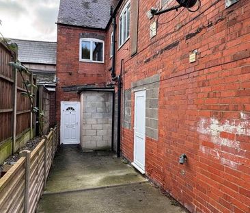 1 bedroom flat to rent - Photo 6