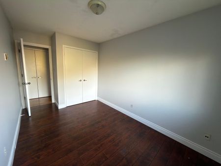 For Lease - 155 Colborne Street Unit# 8, Oshawa, Ontario - Photo 5