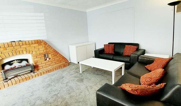 Barlows Reach, Chelmsford, CM2 - Photo 1