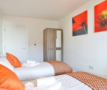 2 Bed Flat, Ginger Line Building, E1W - Photo 6