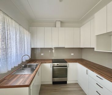 Home For Rent - Photo 3