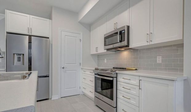 For Lease - 1026 Kijik Crescent, Blossom Park - Airport and Area, Ontario - Photo 1