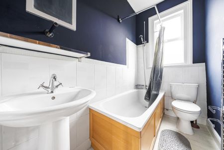 2 bedroom property to rent - Photo 3