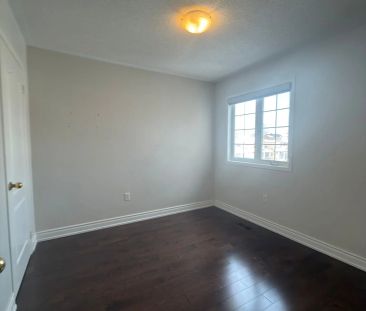 10 Birdsongs Street N - Photo 3