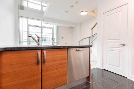 For Lease - 1 Avondale Avenue Unit# 506, Toronto, Ontario - Photo 3