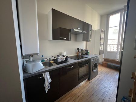 Location Appartement 3 pièces 50m² - Photo 3