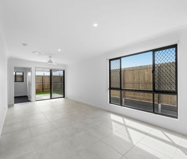 Brand New Family Home with Ducted Air Conditioning, Solar & Stylish... - Photo 2