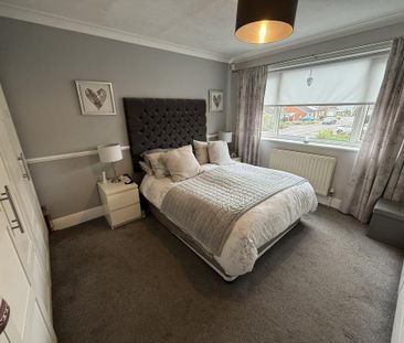 4 bedroom detached house to rent - Photo 5