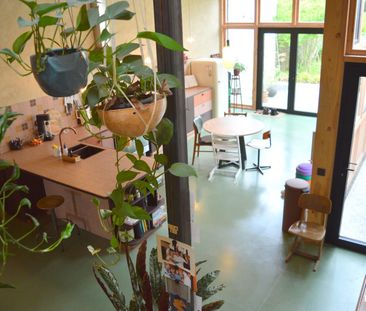 Unieke rijwoning met tuin, garage en 3 slaapkamers in Zwevegem - Photo 3