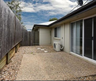 Spacious Unit Close to CBD, Parks and Cafes - Photo 5