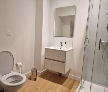 Location Appartement 1 pièce 33m² - Photo 2