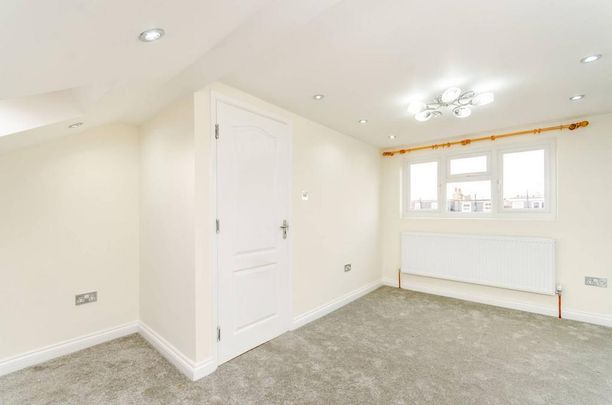 4 bedroom house to rent - Photo 1