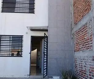 Casa En Renta En Los Héroes - Photo 1