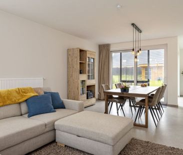 Woning te huur in Meulebeke voor € 1.075 met 3 slaapkamers - Photo 1