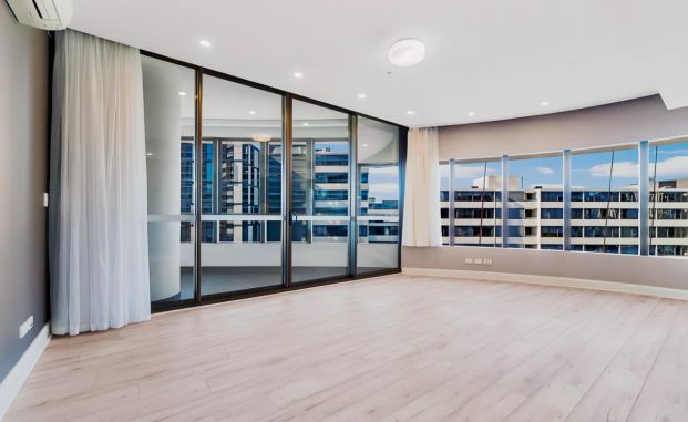 7 Australia Avenue, Sydney - Photo 1