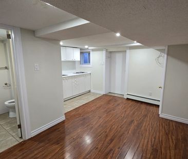 For Lease - 3661 Lakeshore Boulevard Unit# Lower #3, Toronto, Ontario - Photo 2