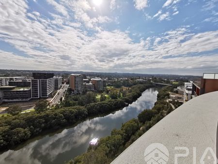 Riverside Luxury Apartment in Parramatta, FOR LEASE NOW!! - Photo 2