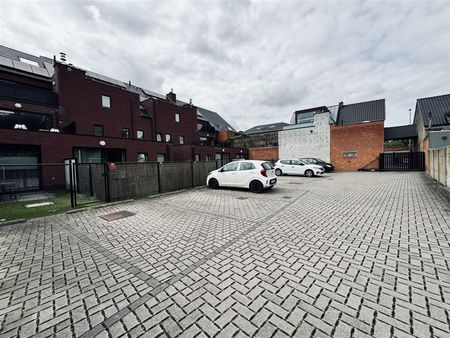 Gelijkvloers appartement met onderhoudsvriendelijke tuin - Foto 2