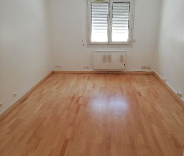 Location Appartement 2 pièces 59m² - Photo 4