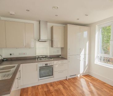 Claud Hamilton Way, Priory Gate, Mill Road, Hertford - Photo 3