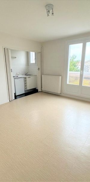 Location Appartement 1 pièce 27m² CLERMONT FERRAND 63100 - Photo 1