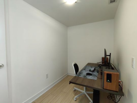 For Lease - 75 Queens Wharf Road Unit# 1807, Toronto, Ontario - Photo 1