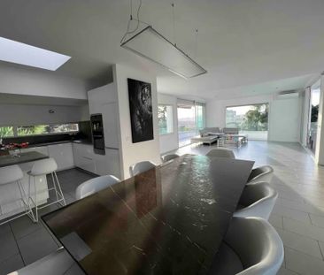 Magnifique villa vue mer meublé de 258m2 - Photo 1